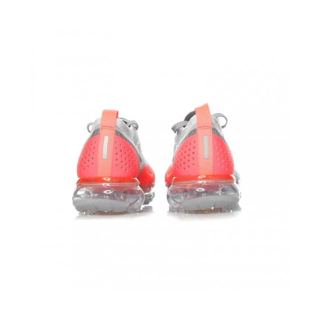 Vapormax store crimson pulse