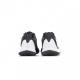 SCARPA BASSA KYRIE LOW 2 BLACK/WHITE