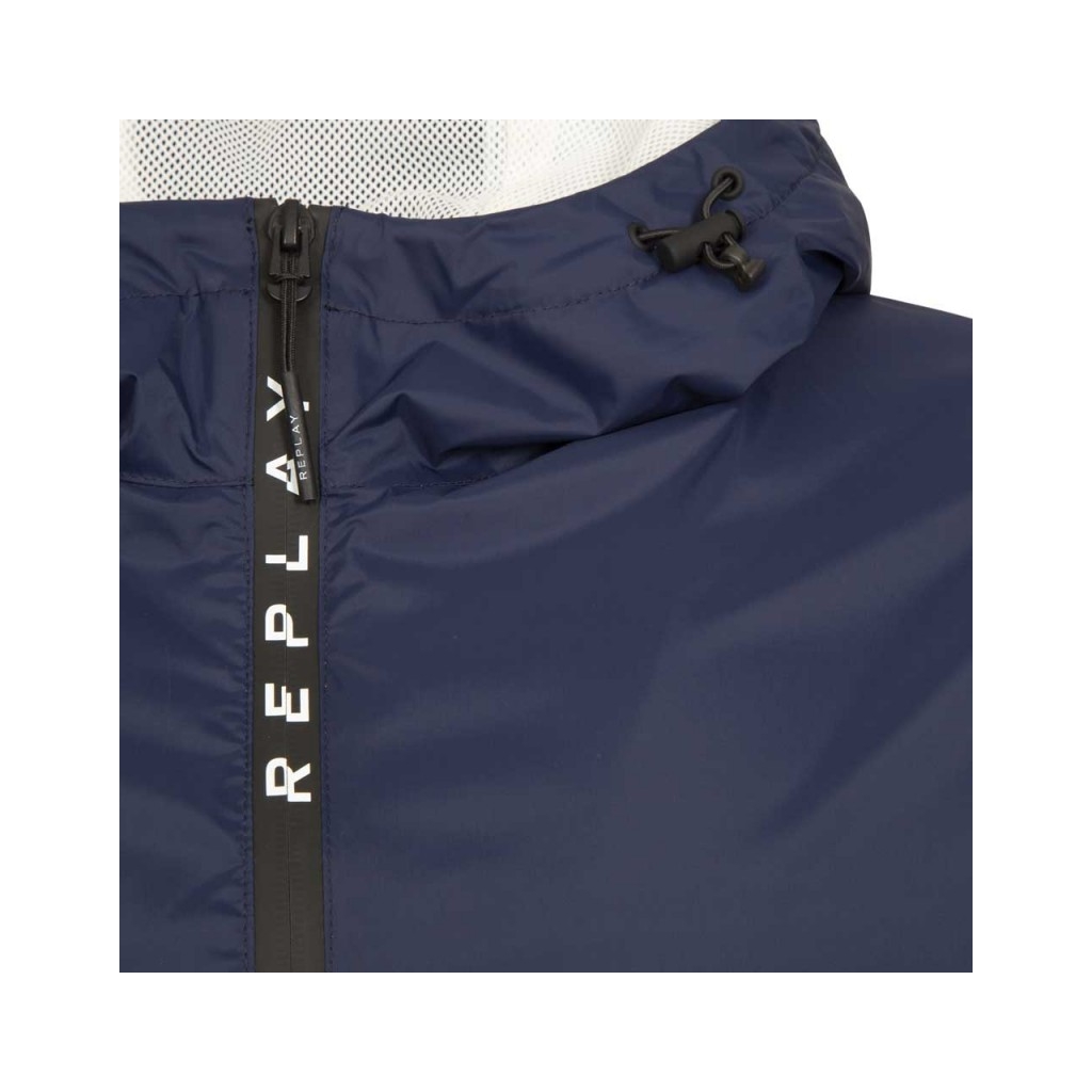 Giacca in nylon con logo 880