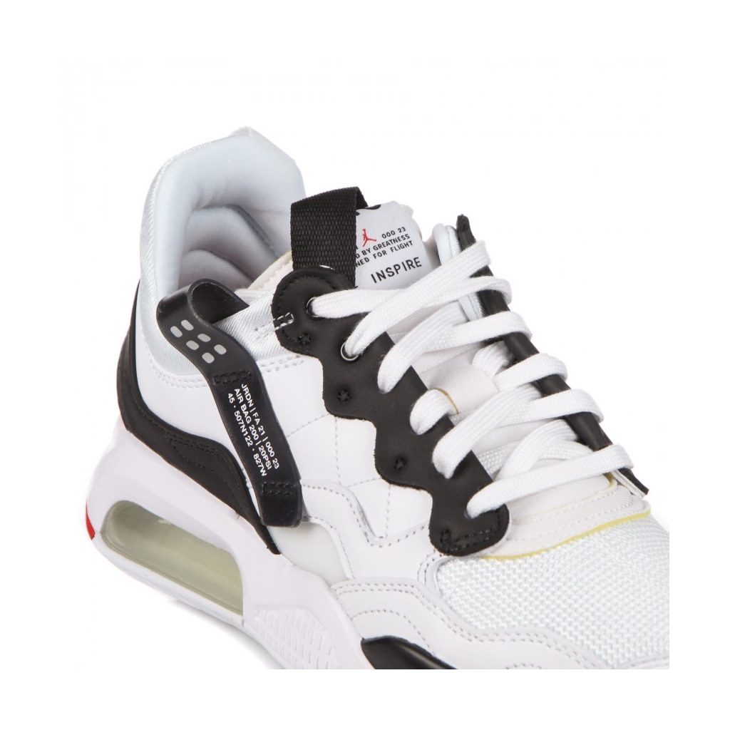 scarpa bassa uomo jordan ma2 WHITE/BLACK/UNIVERSITY RED/LT SMOKE GREY