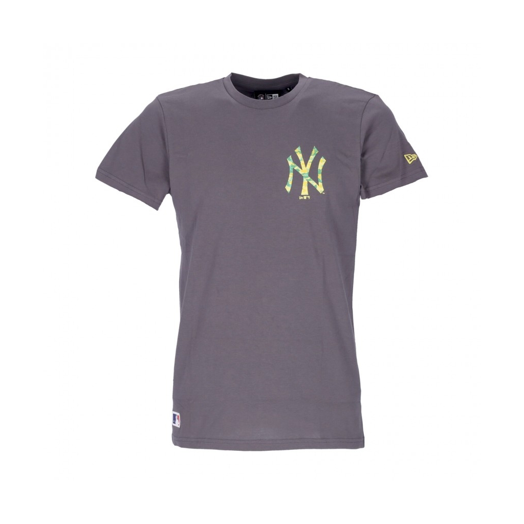 maglietta uomo mlb seasnl left chest tee neyyan GRAPHITE/WOODLAND CAMO