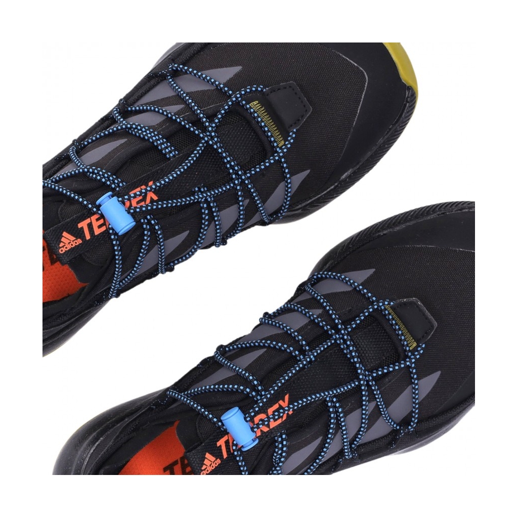 scarpa bassa uomo terrex voyager 21 canvas CORE BLACK/GREY FIVE/IMPULSE ORANGE