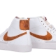 scarpa alta donna wmns blazer mid 77 SUMMIT WHITE/HOT CURRY/MARS STONE