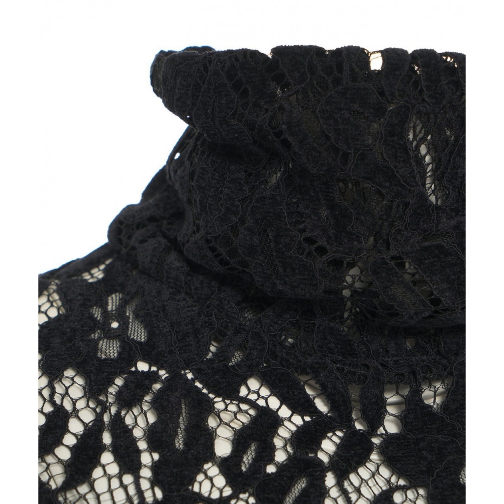 Top in pizzo nero