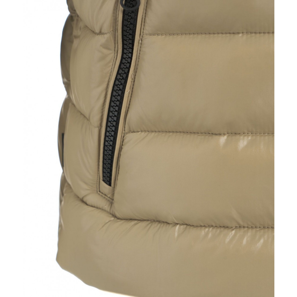 Gilet trapuntato in eco piuma beige