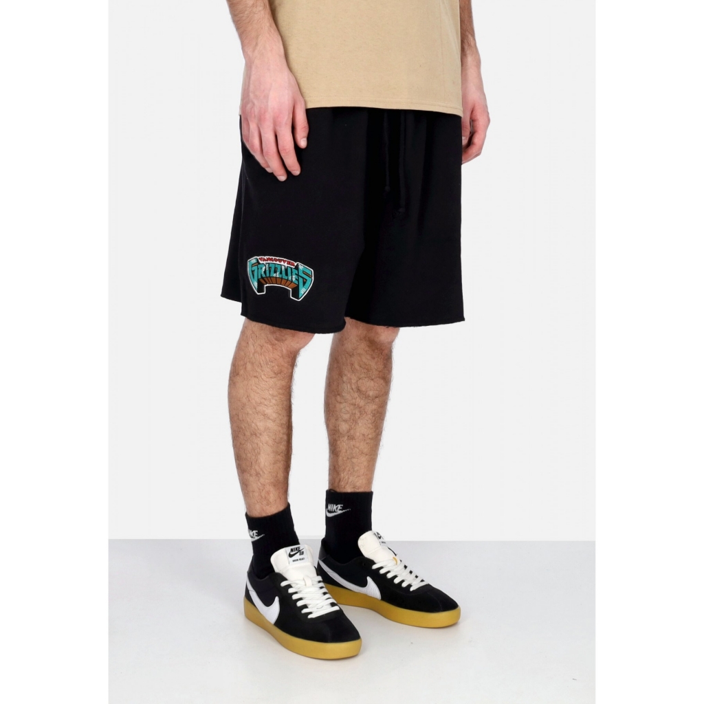 pantalone corto tuta felpato uomo nba postgame vintage logo fleece short vangri BLACK