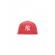 cappellino visiera piatta uomo mlb league essential 950 neyyan LUMINOUS RED/WHITE