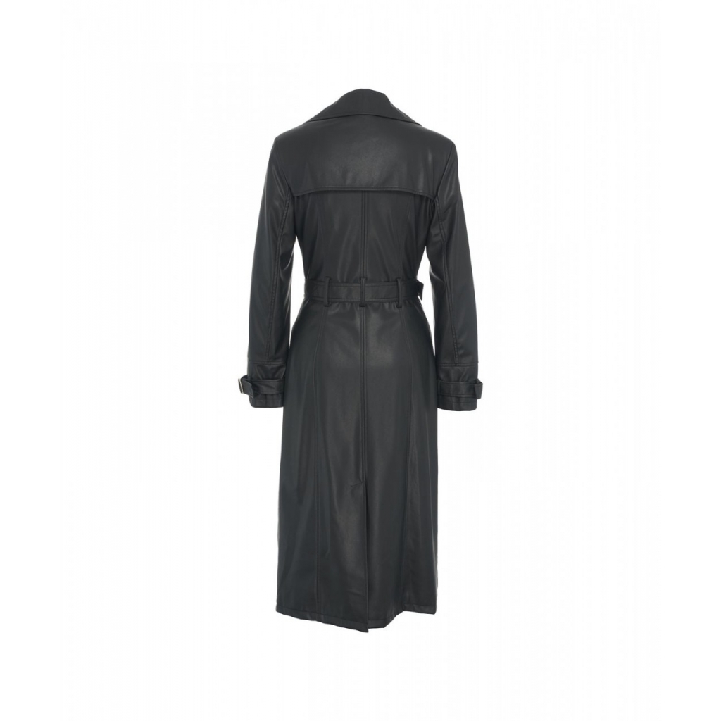 Cappotto in eco-pelle con cinturino nero