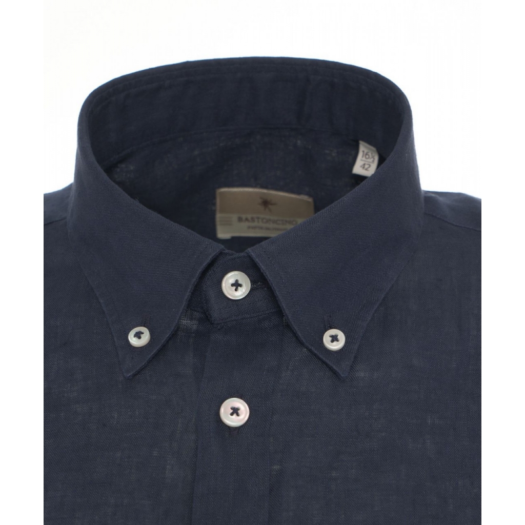 Camicia button-down in lino blu