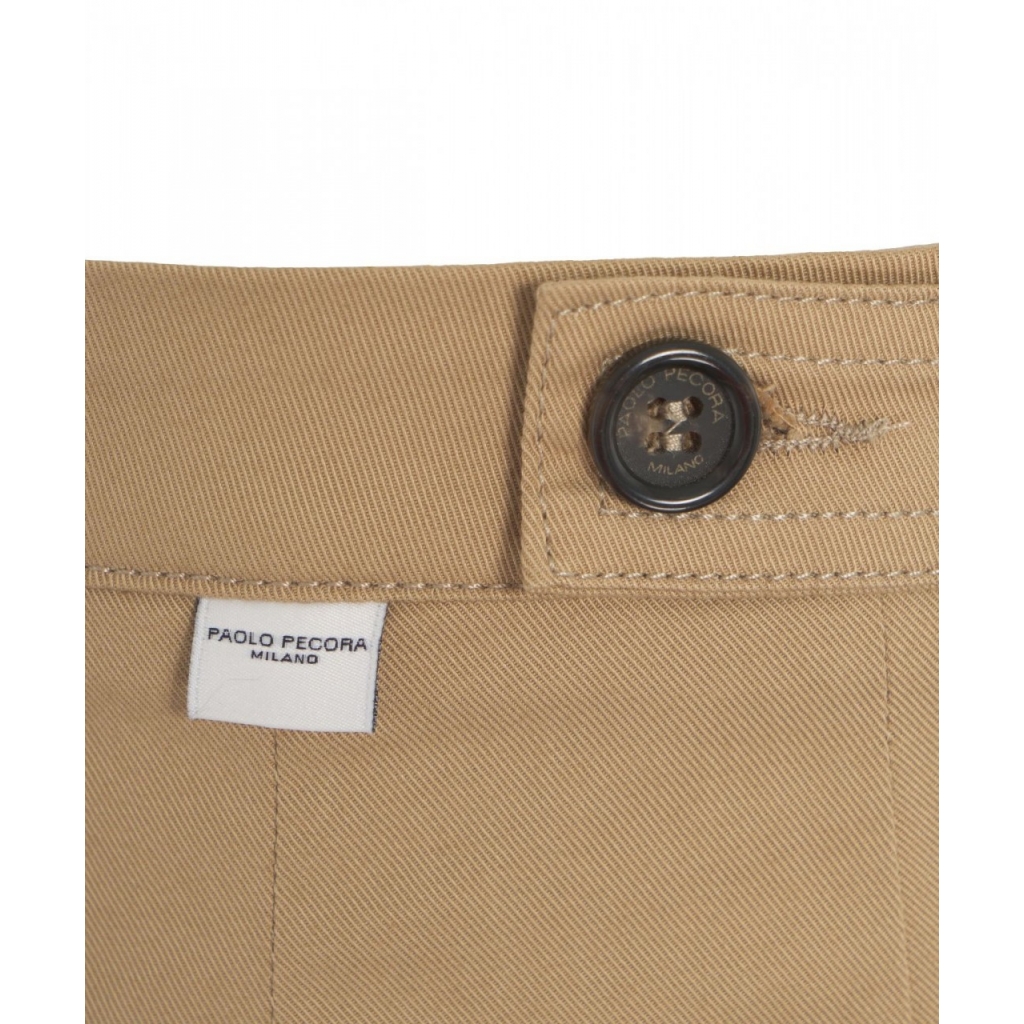 Pantaloni chino con tasche marrone chiaro