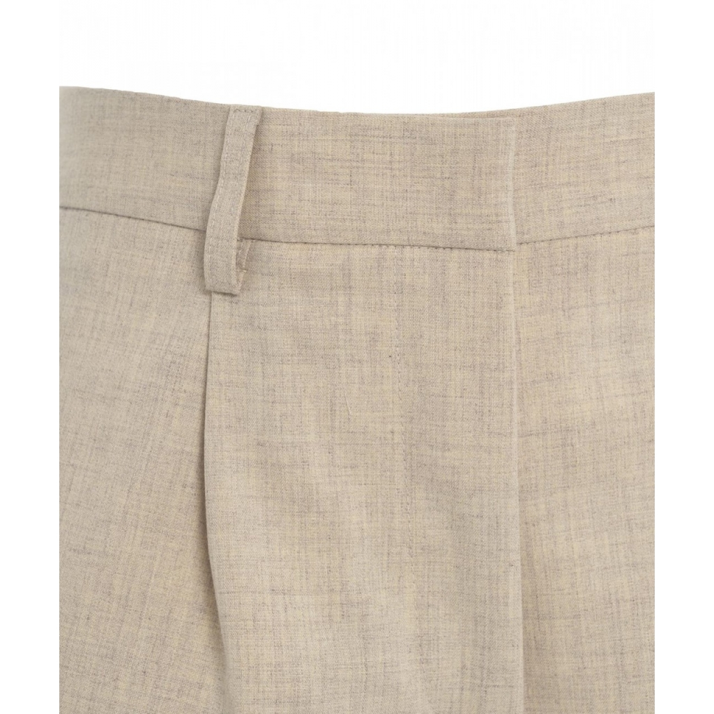 Pantaloncini con piega beige