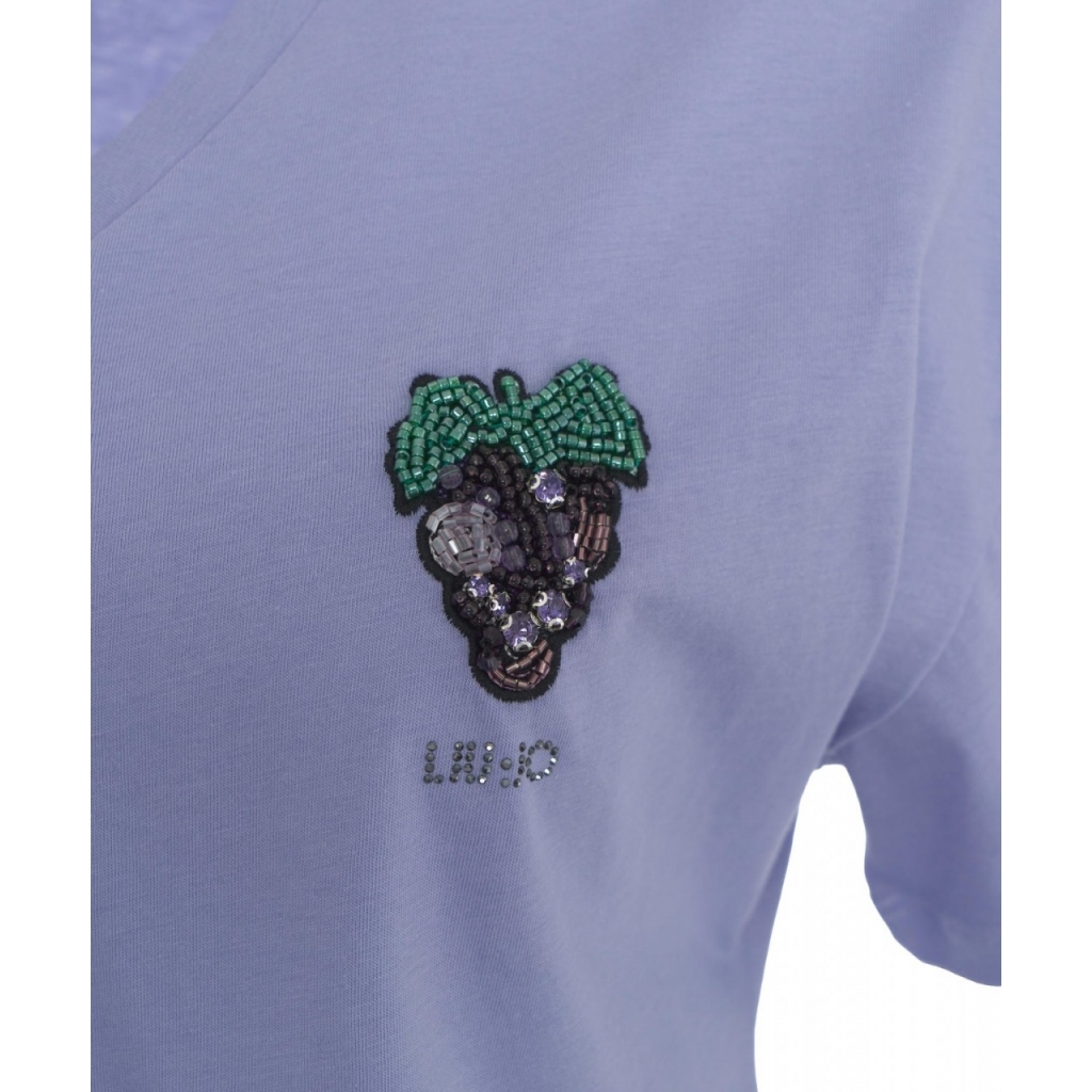 T-shirt con applicazione viola