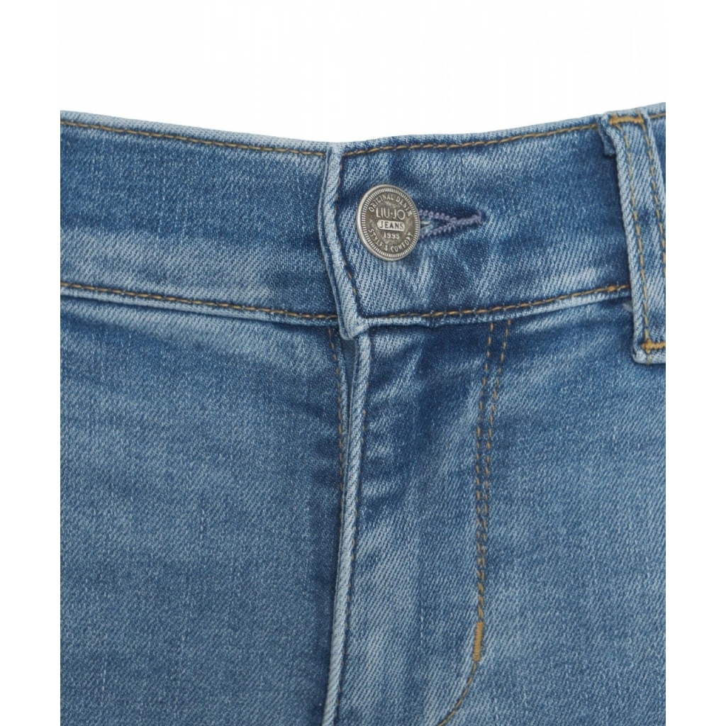 Jeans slim stretch azzurro