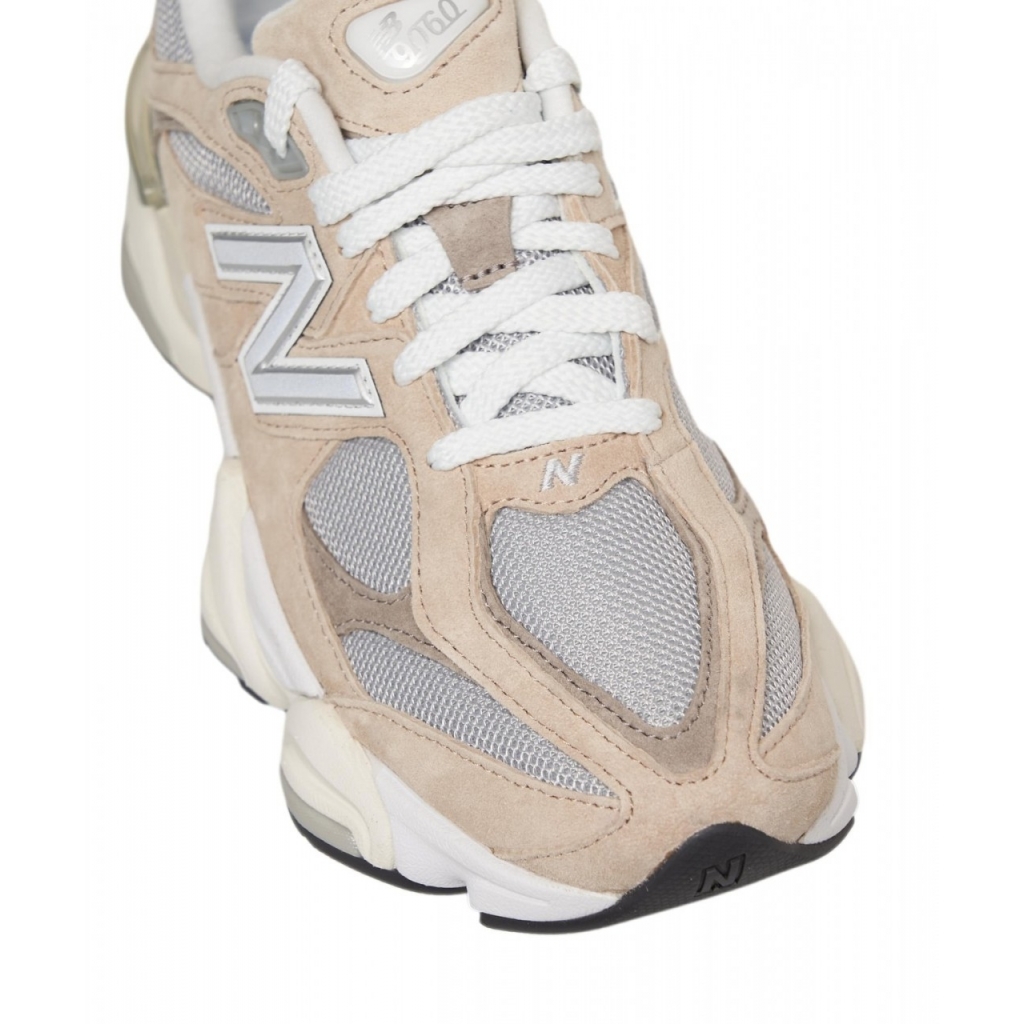 Sneakers 9060 beige