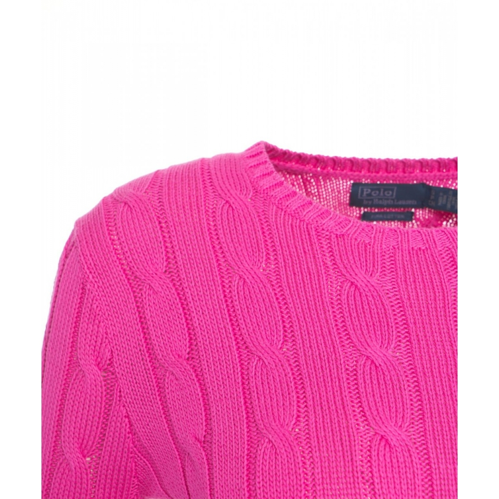 Maglione in maglia intrecciata con logo ricamato rosa