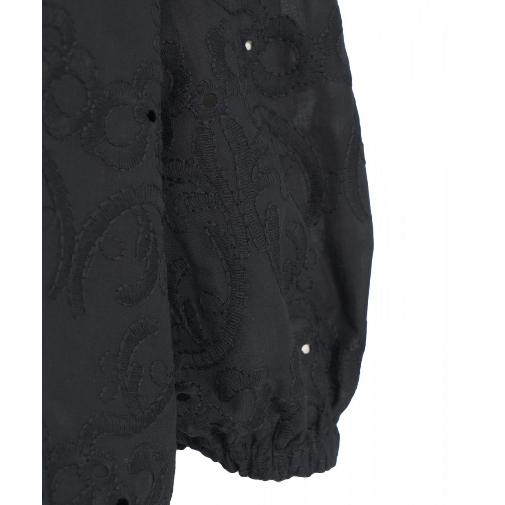 Blusa con ricami nero